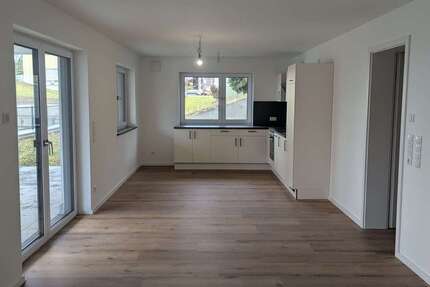 Wohnung Mitterfels - 3 Zimmer, 102 m&sup2;, 1.220&euro; | Angebot:25150549