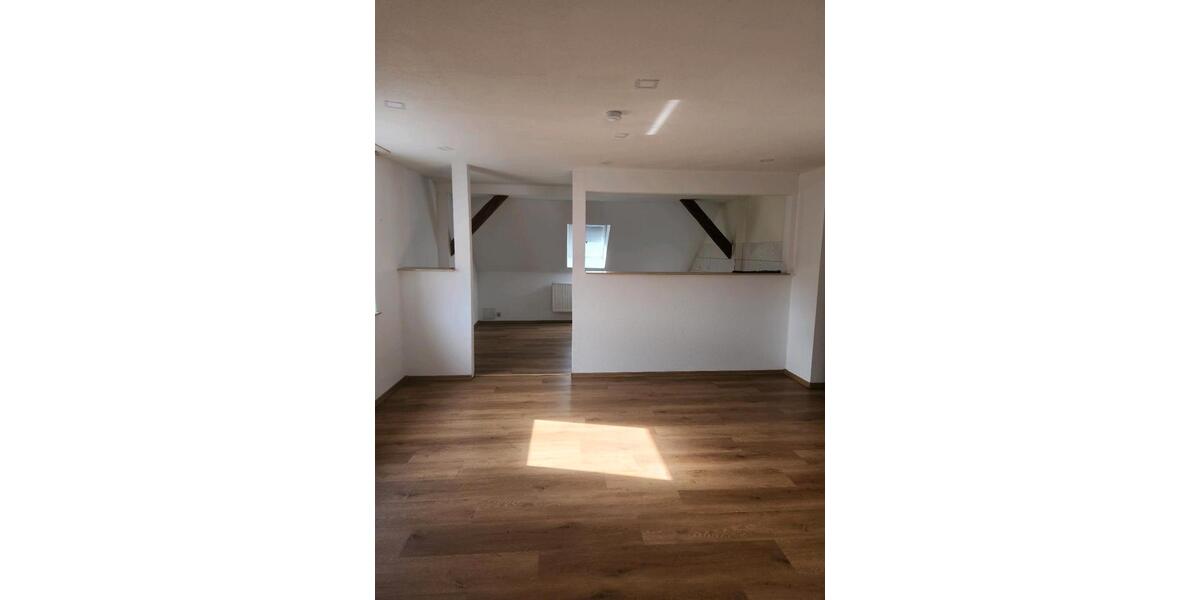 Etagenwohnung Thannhausen - 3 Zimmer, 90 m&sup2;, 750&euro; | Angebot:25084707