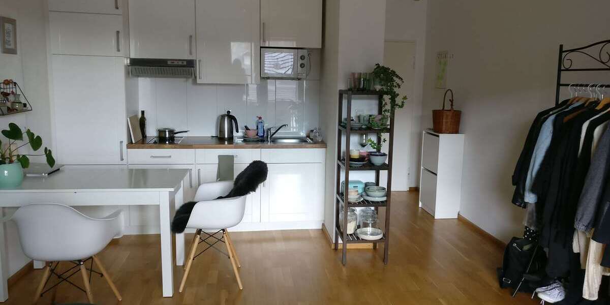 Etagenwohnung Wiesbaden Mitte - 1 Zimmer, 33 m&sup2;, 585&euro; | Angebot:26976078