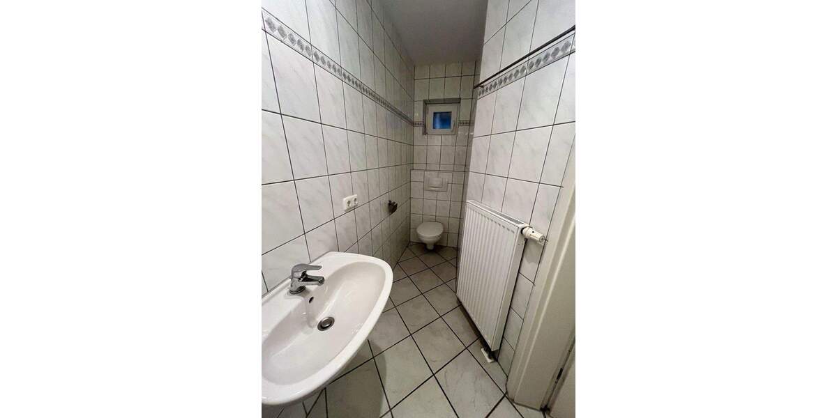 Doppelhaushälfte Niedernhausen Oberseelbach - 5 Zimmer, 146 m&sup2;, 1.500&euro; | Angebot:25143401