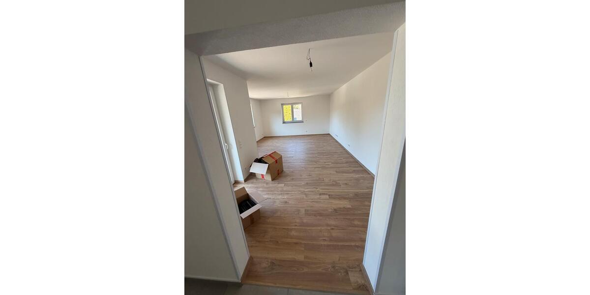 Etagenwohnung Rheinböllen - 2 Zimmer, 100 m&sup2;, 900&euro; | Angebot:26265777