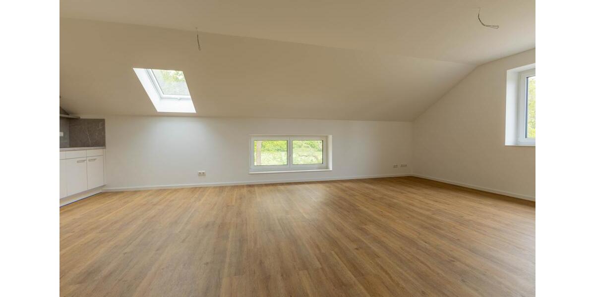Dachgeschoßwohnung Weddingstedt - 2 Zimmer, 75 m&sup2;, 880&euro; | Angebot:26585915