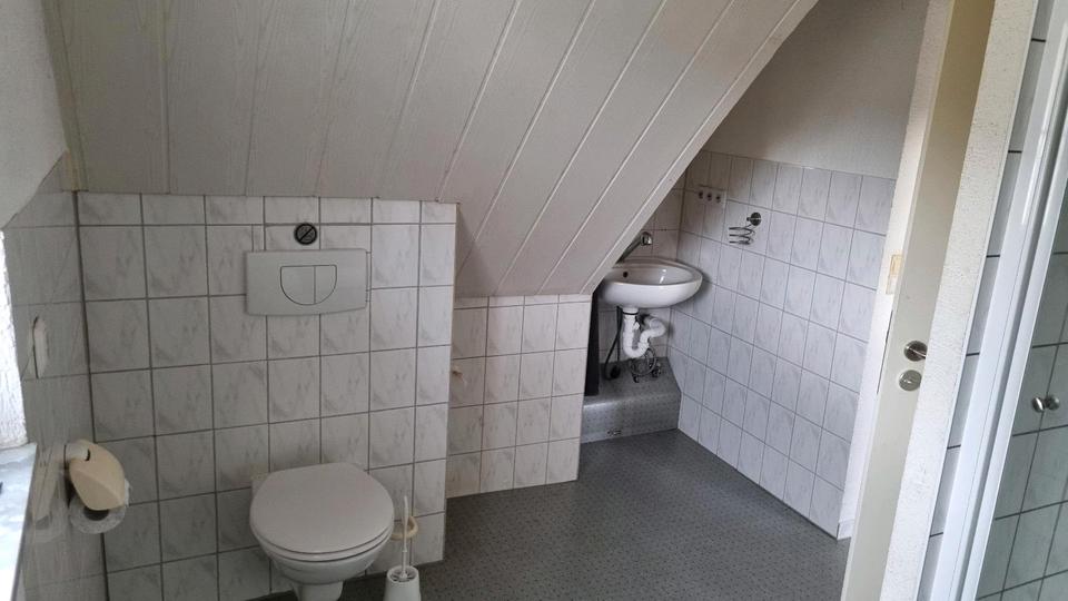 Dachgeschoßwohnung Nidda - 3 Zimmer, 60 m&sup2;, 480&euro; | Angebot:26277013