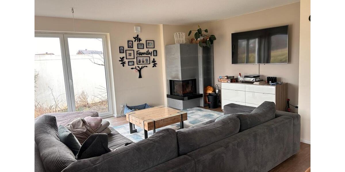 Einfamilienhaus Sehestedt - 6 Zimmer, 165 m&sup2;, 2.200&euro; | Angebot:25513212