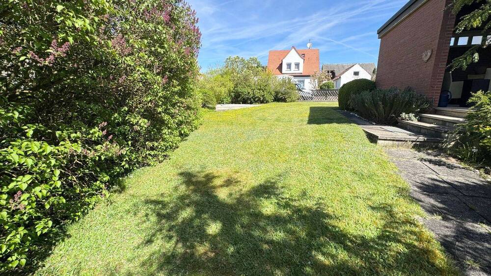 Einfamilienhaus Cadolzburg - 6 Zimmer, 217 m&sup2;, 2.350&euro; | Angebot:26712686
