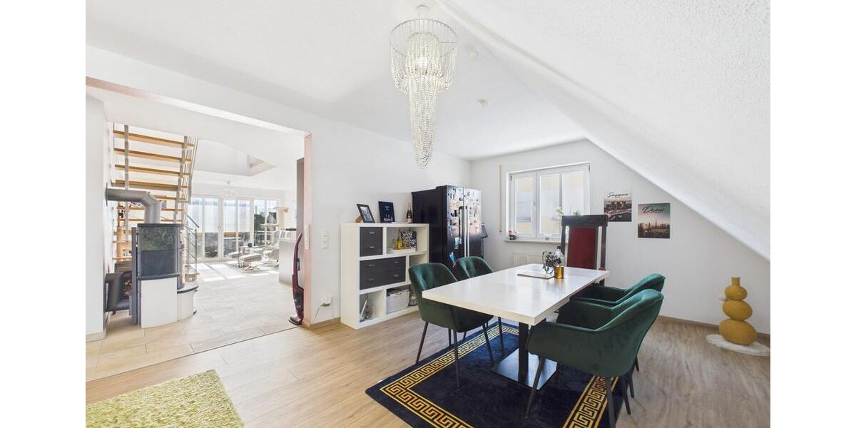 Maisonettenwohnung Wendelstein - 4 Zimmer, 144 m&sup2;, 1.800&euro; | Angebot:25496250