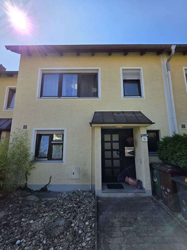 Haus zum Mieten in Augsburg 1.400 € 140 m²