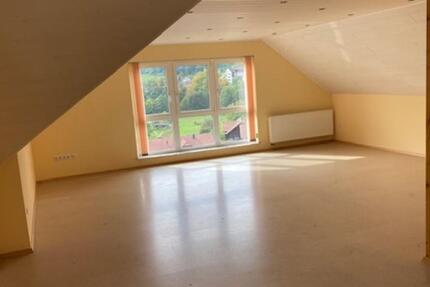 Wohnung Gräfendorf - 4 Zimmer, 110 m&sup2;, 900&euro; | Angebot:23808885