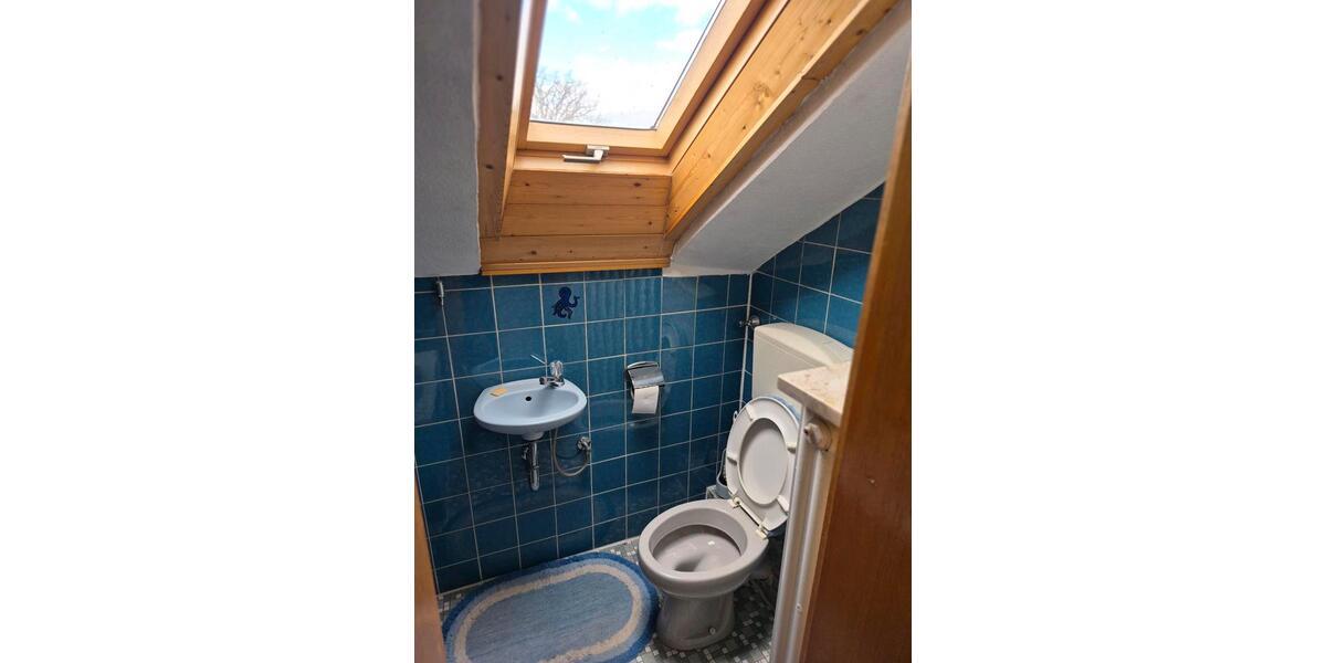 Dachgeschoßwohnung Wetter (Hessen) - 3 Zimmer, 68 m&sup2;, 700&euro; | Angebot:26646565