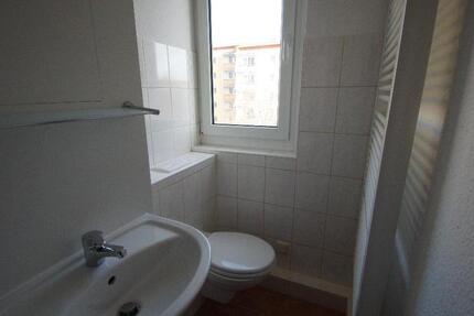 2-RWE, ZH, 1. OG, Balkon+LAN-Netz+Video-Türstation 2 zimmer