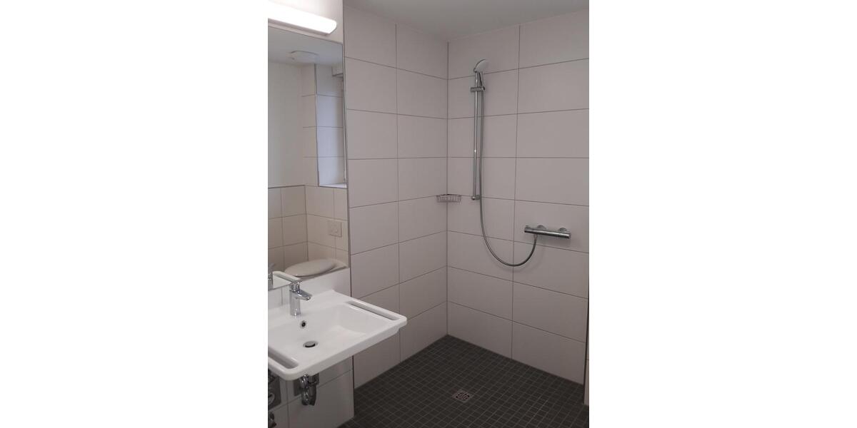 Dachgeschoßwohnung Kassel Fasanenhof - 2 Zimmer, 46 m&sup2;, 496&euro; | Angebot:24796112