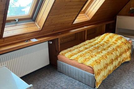 Schönes, helles Zimmer in Cadolzburg bei Nürnberg-Fürth-Erlangen 1 zimmer