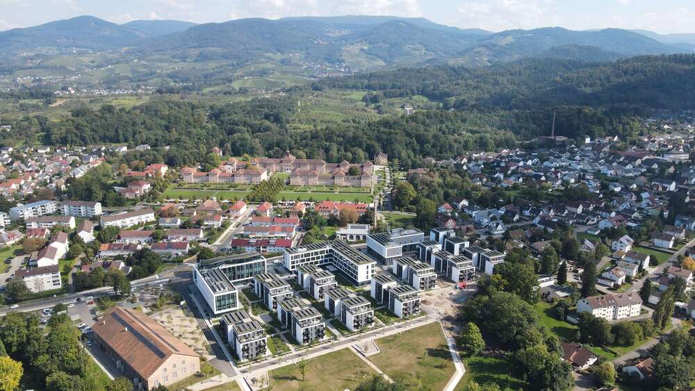 Etagenwohnung Achern Oberachern - 4 Zimmer, 171 m&sup2;, 1.900&euro; | Angebot:27246804