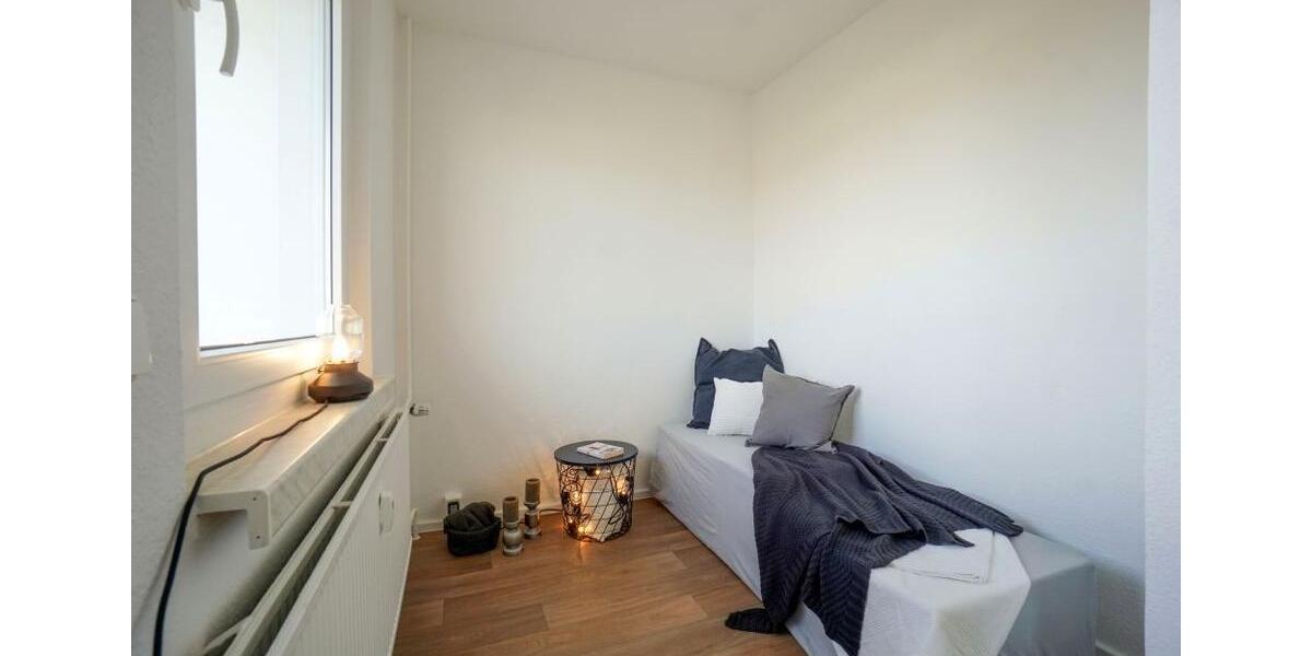 Etagenwohnung Plauen Alt Chrieschwitz - 1 Zimmer, 36 m&sup2;, 220&euro; | Angebot:26365867
