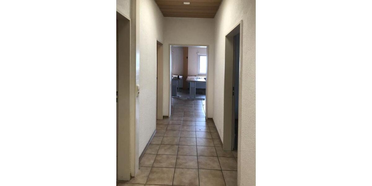 VB3720VH Helle Bürofläche in einem Gewerbeanwesen Neustadt a. d. Donau zimmer