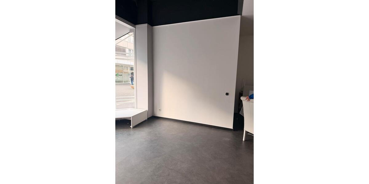 StuhlmieteRaummiete Kosmetik in Neuss zimmer