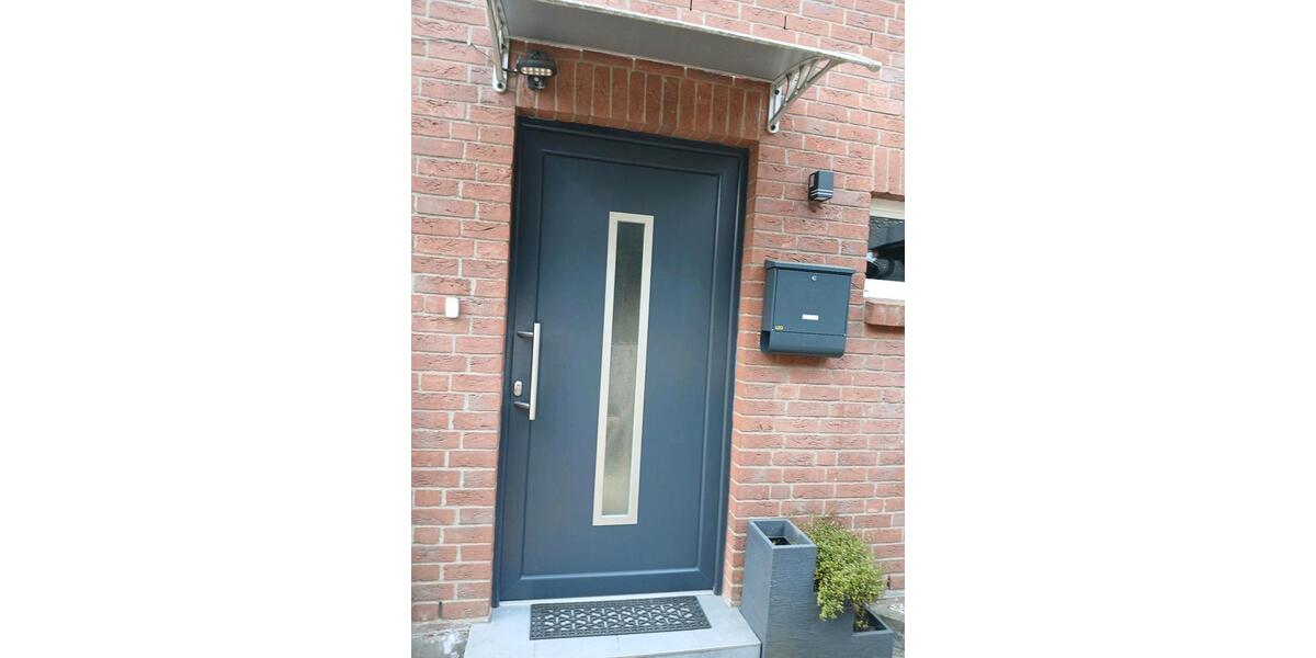Dachgeschoßwohnung Schülldorf - 2.5 Zimmer, 82 m&sup2;, 750&euro; | Angebot:26412529