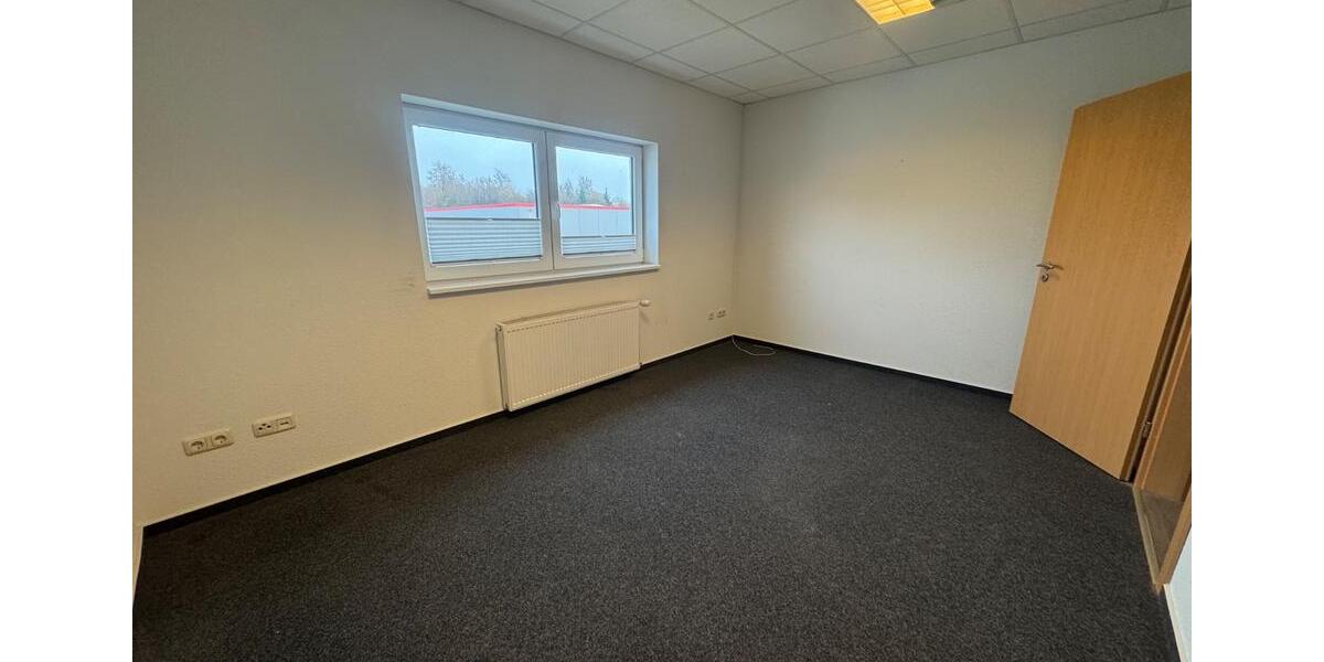 Gewerbeobjekt Wiefelstede - 1.700&euro; | Angebot:24869582