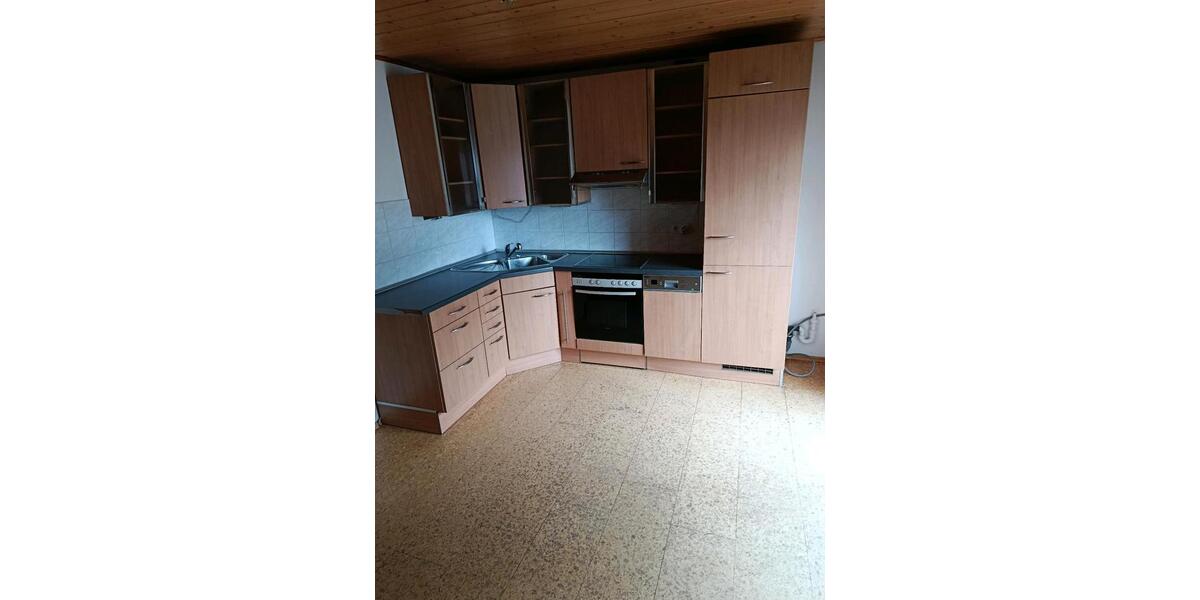 Dachgeschoßwohnung Wurmannsquick - 3 Zimmer, 58 m&sup2;, 670&euro; | Angebot:26660078