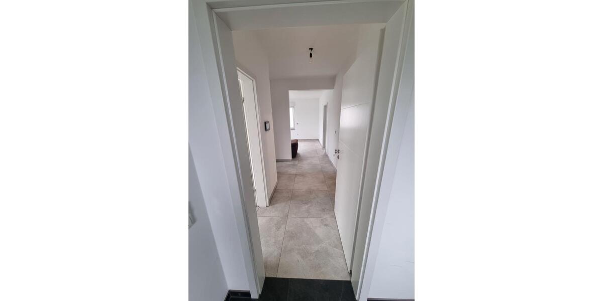 Etagenwohnung Lindlar - 3 Zimmer, 68 m&sup2;, 950&euro; | Angebot:26639573