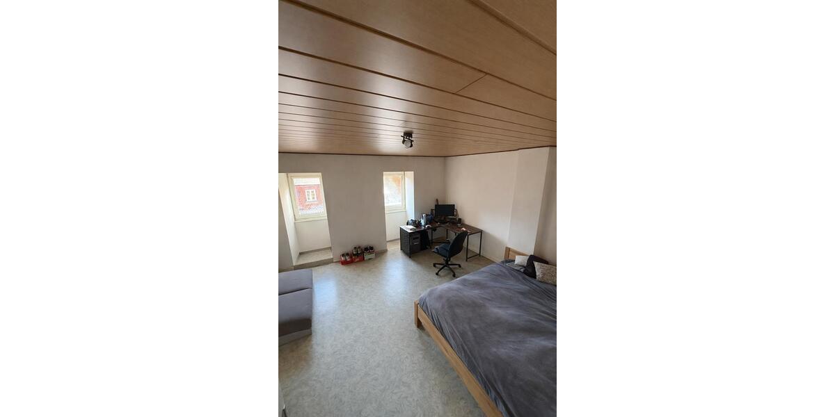 Dachgeschoßwohnung Bamberg Bamberg-Ost - 3 Zimmer, 105 m&sup2;, 385&euro; | Angebot:24372958