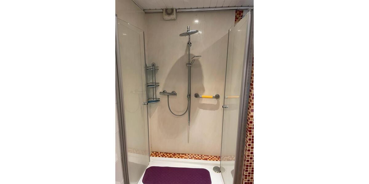 Wohnen auf Zeit Elsfleth - 14 Zimmer, 400 m&sup2;, 11&euro; | Angebot:24609570