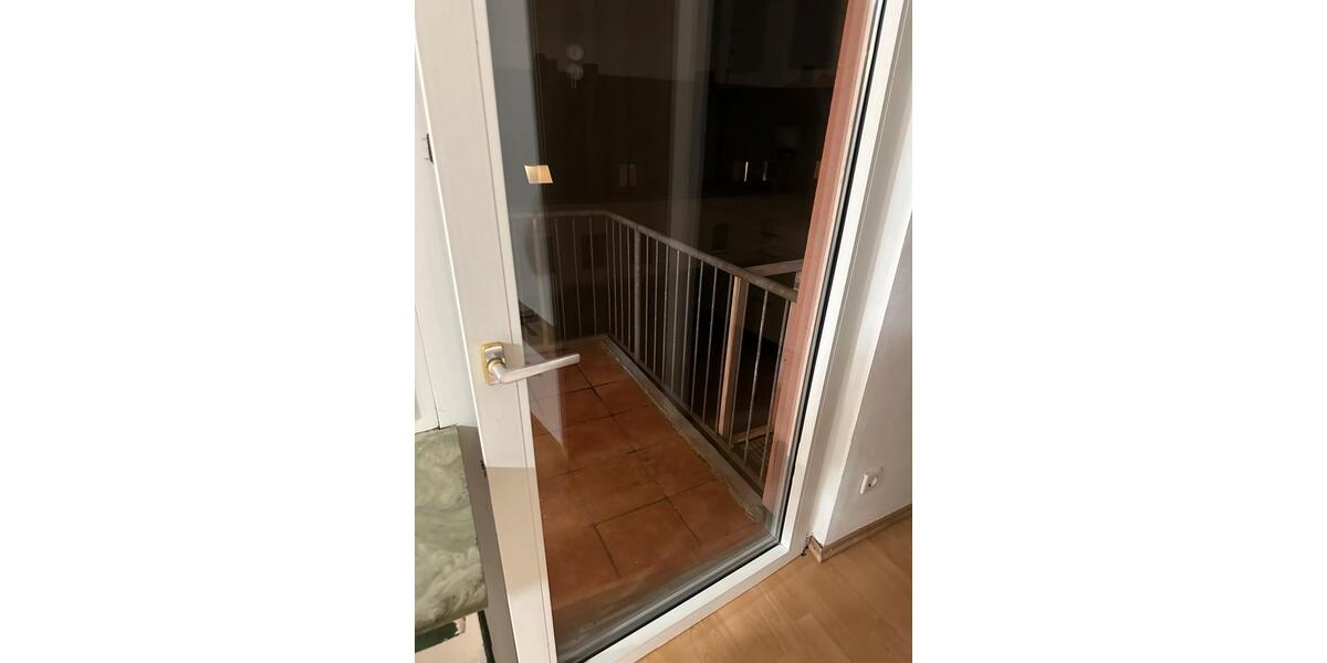 Etagenwohnung Oberhausen - 1 Zimmer, 39 m&sup2;, 630&euro; | Angebot:24426871