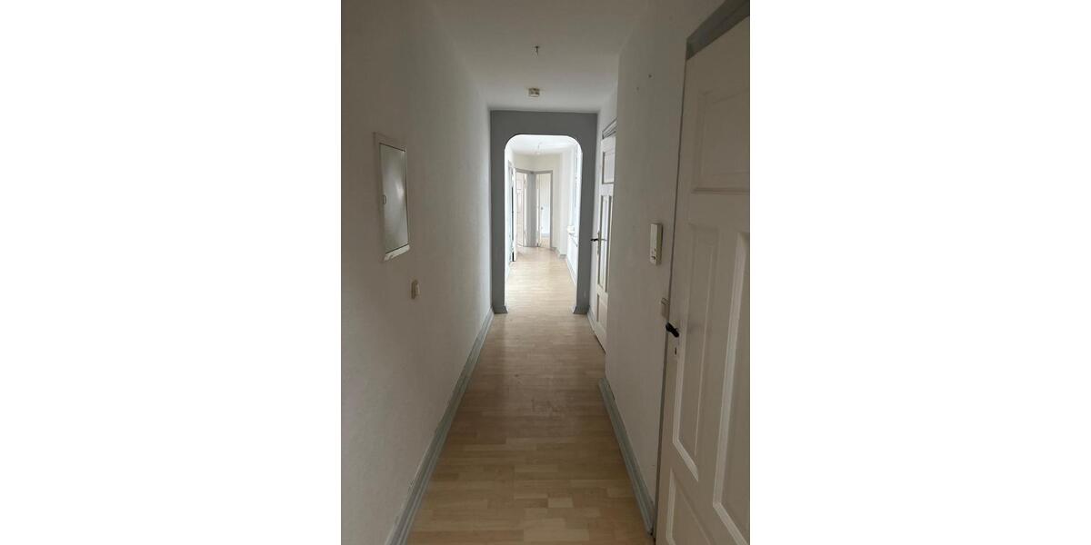 Etagenwohnung Salzwedel - 3 Zimmer, 85 m&sup2;, 390&euro; | Angebot:25841704