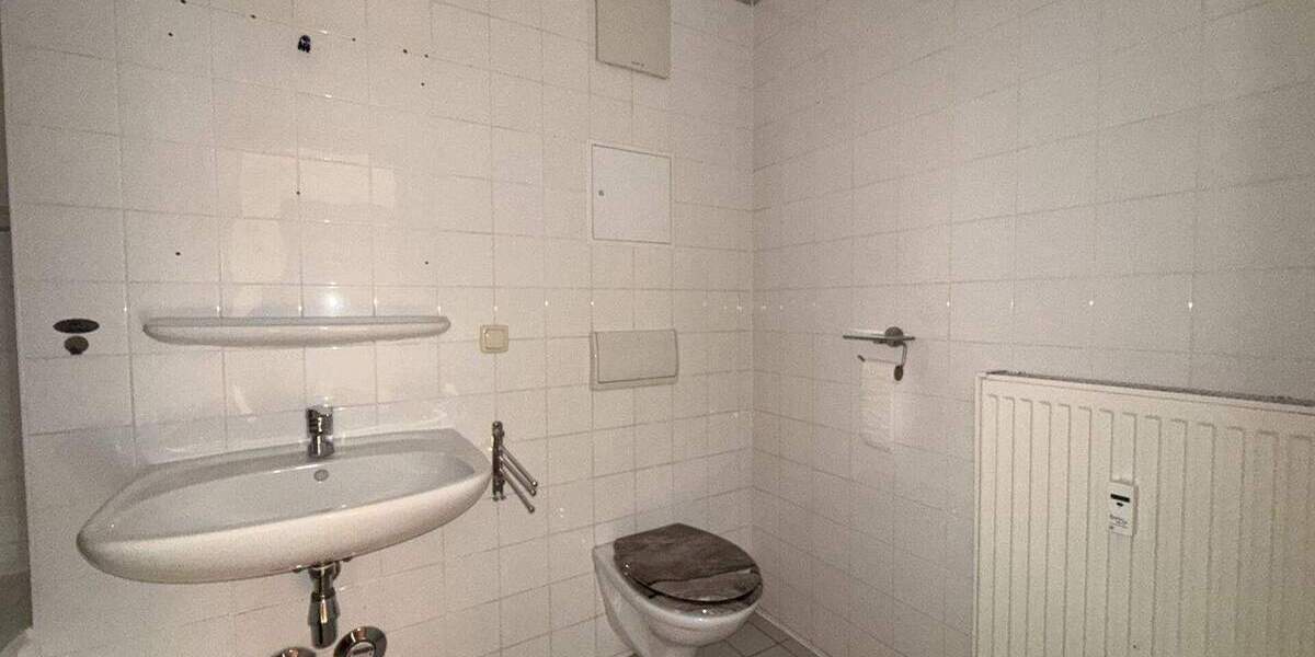 Etagenwohnung Crimmitschau - 2 Zimmer, 51 m&sup2;, 320&euro; | Angebot:23842476