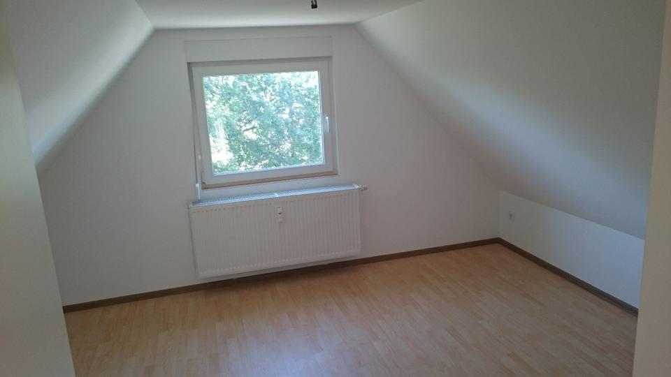 Dachgeschoßwohnung Halsenbach - 2 Zimmer, 60 m&sup2;, 550&euro; | Angebot:23604010