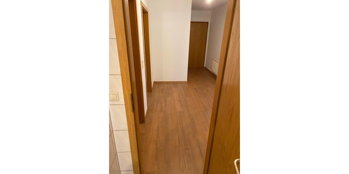 Etagenwohnung Mosbach - 3 Zimmer, 77 m&sup2;, 843&euro; | Angebot:24857829