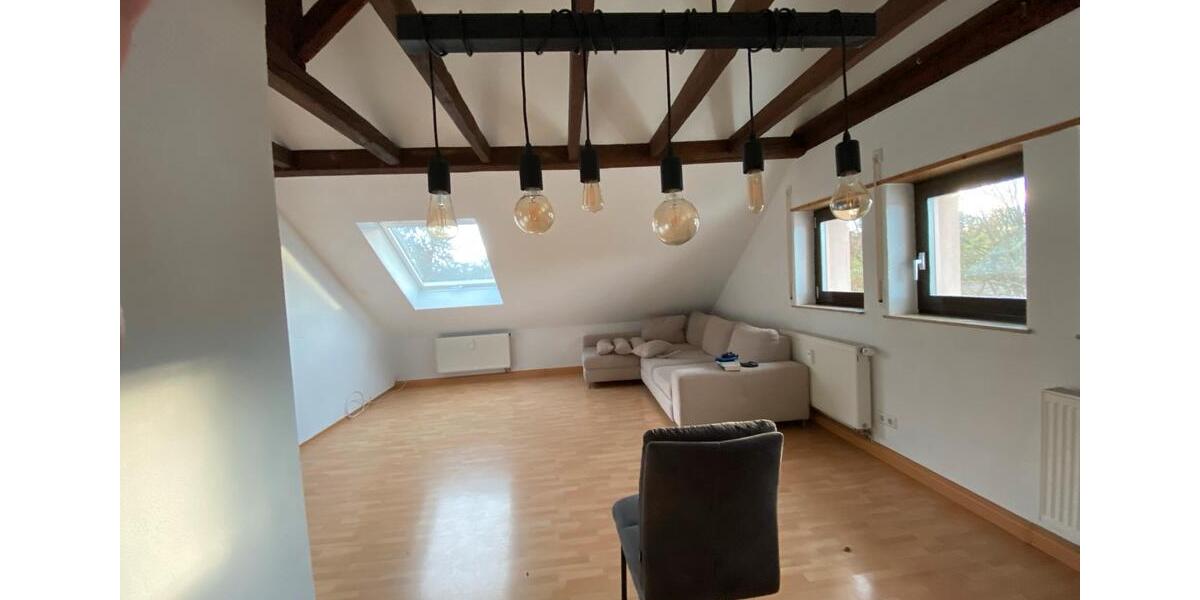 Dachgeschoßwohnung Böblingen Dagersheim - 4 Zimmer, 96 m&sup2;, 1.275&euro; | Angebot:25103972