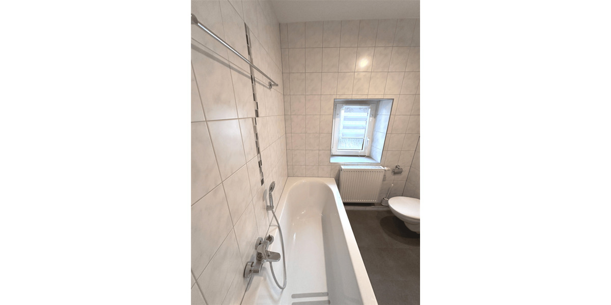 Einfamilienhaus Oberdachstetten - 8 Zimmer, 173 m&sup2;, 1.200&euro; | Angebot:26657158