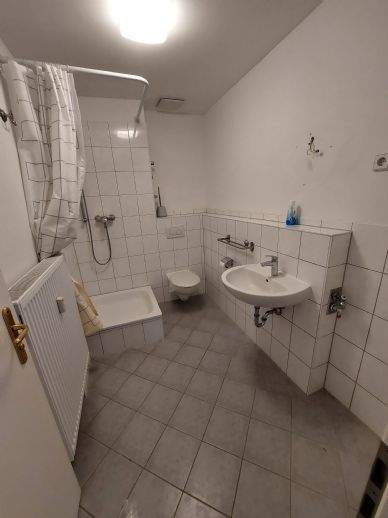Etagenwohnung Dessau-Roßlau Innenstadt - 2 Zimmer, 69 m&sup2;, 497&euro; | Angebot:26672262