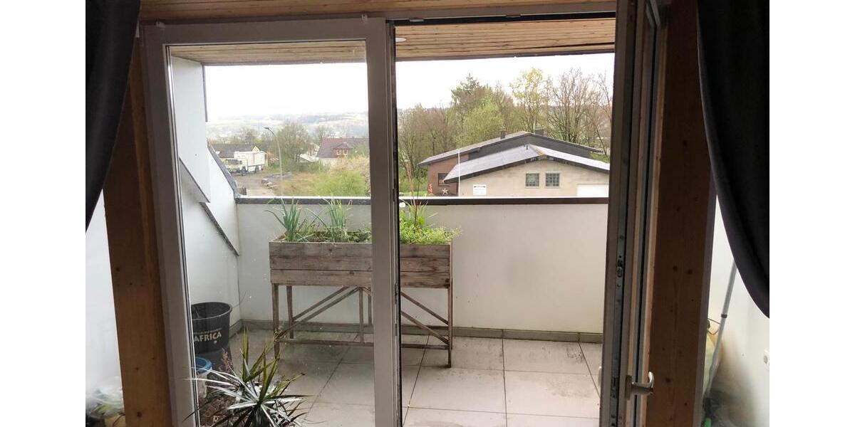 Dachgeschoßwohnung Möhnesee - 3 Zimmer, 80 m&sup2;, 800&euro; | Angebot:26549853