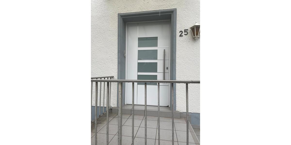 Maisonettenwohnung Grevenbroich - 3 Zimmer, 109 m&sup2;, 1.250&euro; | Angebot:26305493