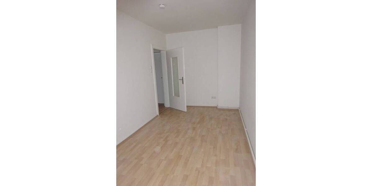 Etagenwohnung Hildesheim Ost - 3 Zimmer, 70 m&sup2;, 590&euro; | Angebot:25040937