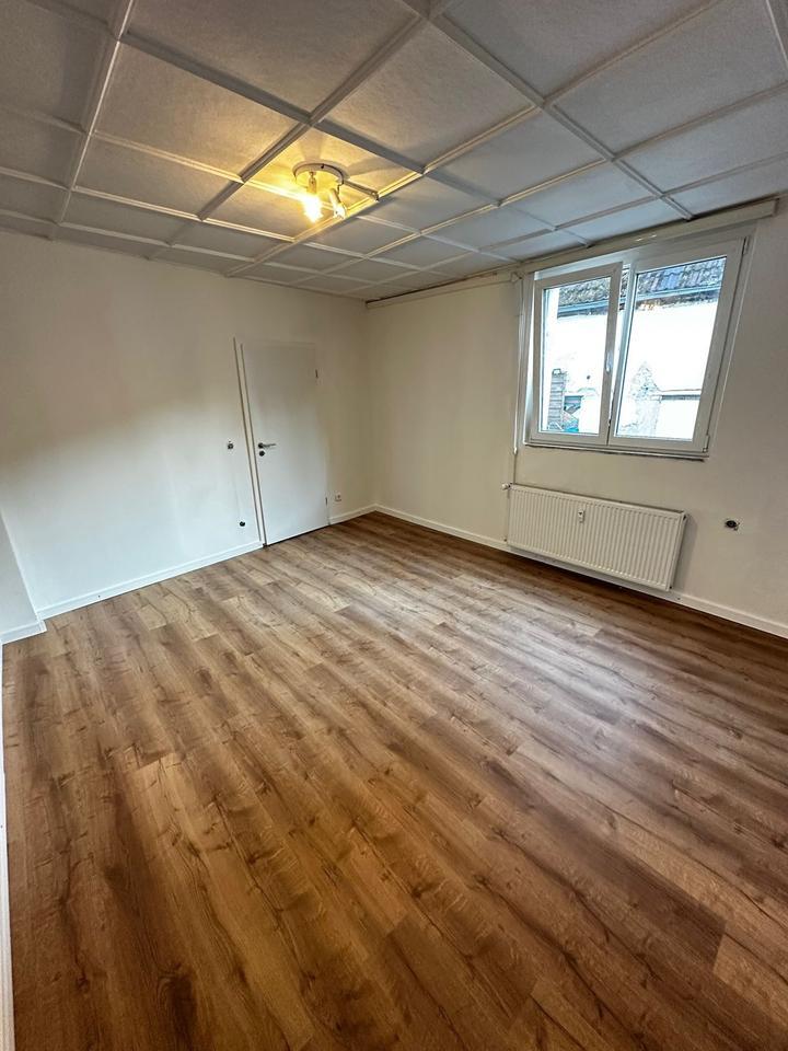2,5 Zimmer Apartment Frisch Saniert Erstbezug zimmer