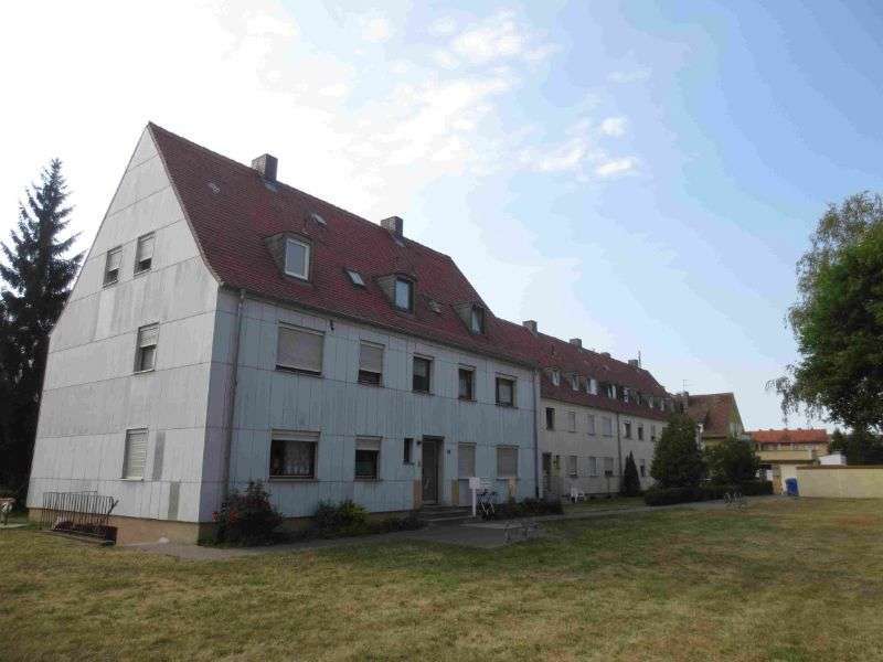 Wohnung zum Mieten in Kitzingen 452 € 48.52 m²