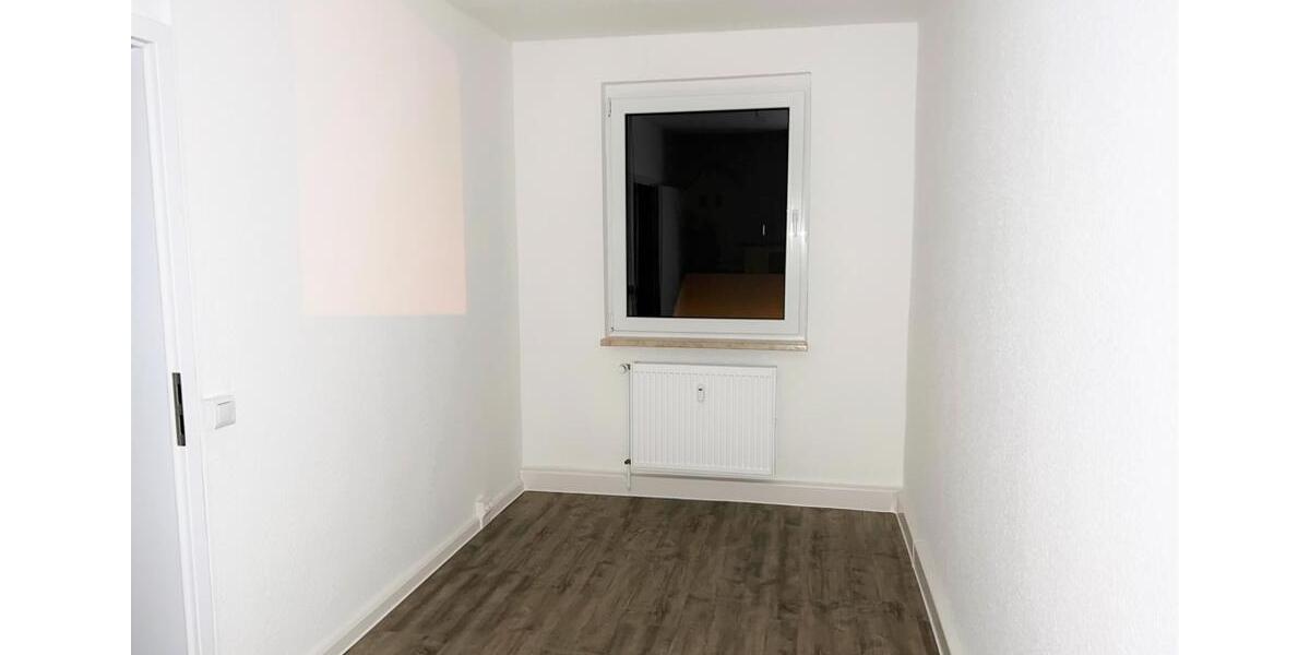 Sanierte Familienwohnung sofort bezugsfertig! 4 zimmer