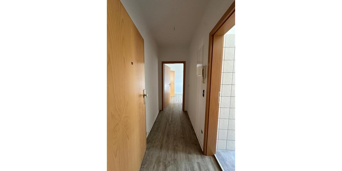 Etagenwohnung Lauta - 2 Zimmer, 54 m&sup2;, 320&euro; | Angebot:25887093