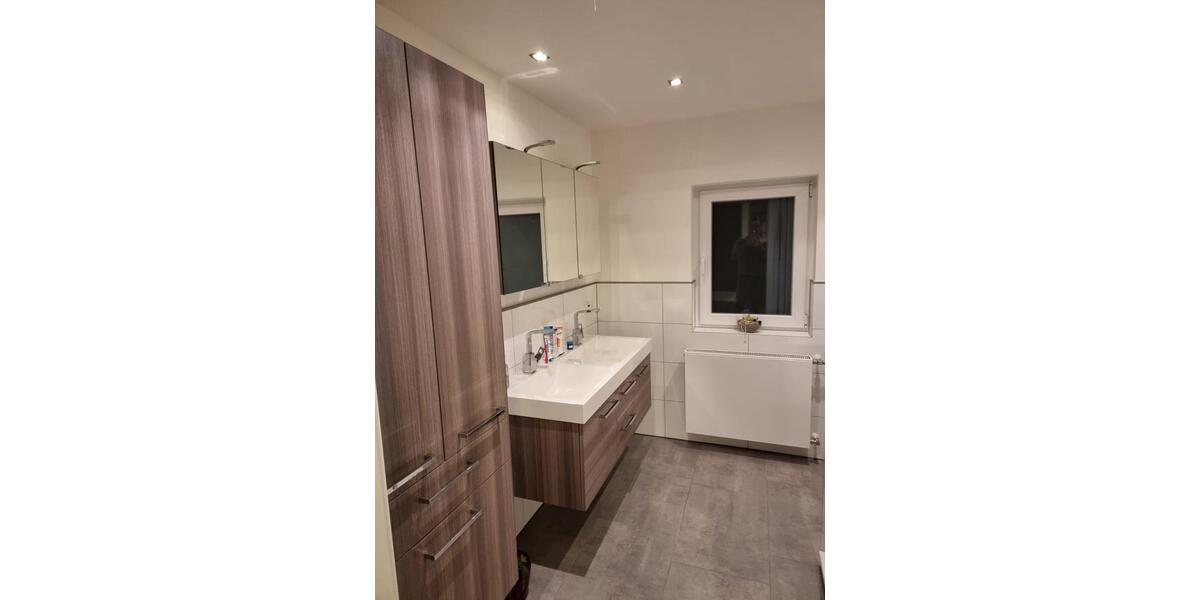 Mehrfamilienhaus, Wohnhaus Burghaun - 12 Zimmer, 400 m&sup2;, 2.800&euro; | Angebot:25794936