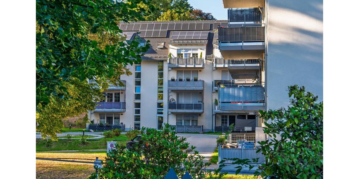 Dachgeschoßwohnung Freital - 4 Zimmer, 92 m&sup2;, 1.050&euro; | Angebot:25904327