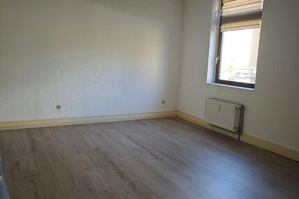 Helle 2-Zimmer-Wohnung in Langenlonsheim – 55 m² zimmer