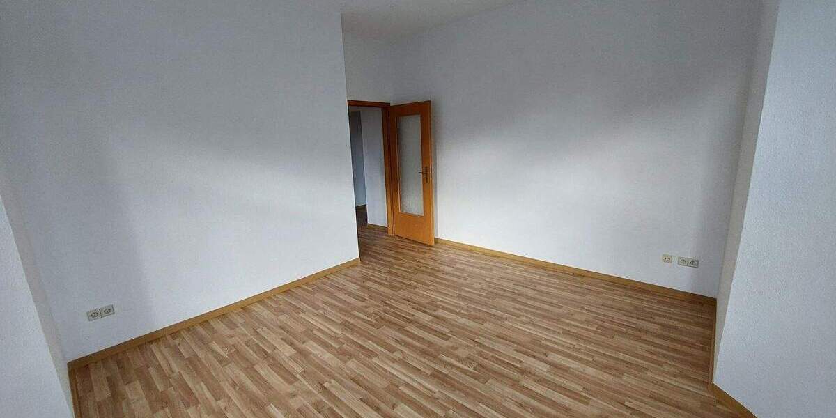 Etagenwohnung Hartha - 2 Zimmer, 48 m&sup2;, 240&euro; | Angebot:25741861