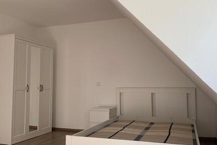 Schöne 2-Zimmer-Dachgeschosswohnung im Lippstädter Süden zimmer