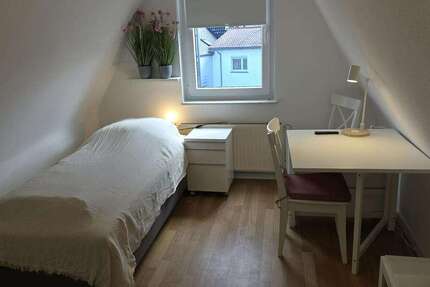 Zimmer Oberursel (Taunus) Oberstedten - 1 Zimmer, 780&euro; | Angebot:25876401