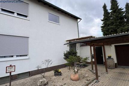 Modernisierte Doppelhaushälfte in ruhiger Lage von Ruppertsberg!