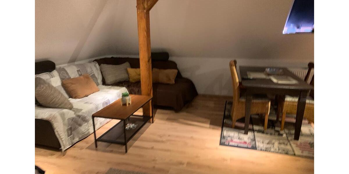 Dachgeschoßwohnung Emden - 1 Zimmer, 47 m&sup2;, 50&euro; | Angebot:24942265