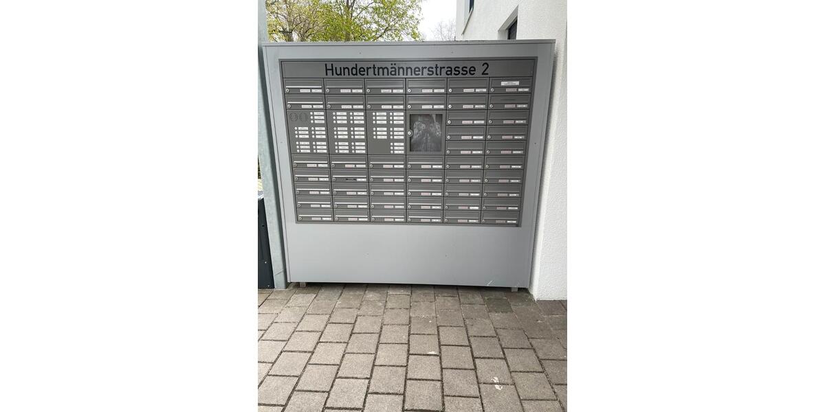 Etagenwohnung Rostock Hansaviertel - 3 Zimmer, 105 m&sup2;, 1.520&euro; | Angebot:26001825